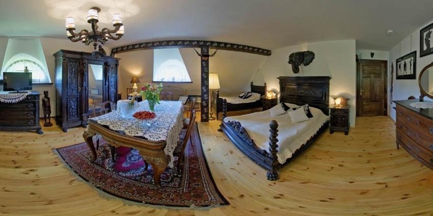 Dwor Chotynia Hotel Стая снимка