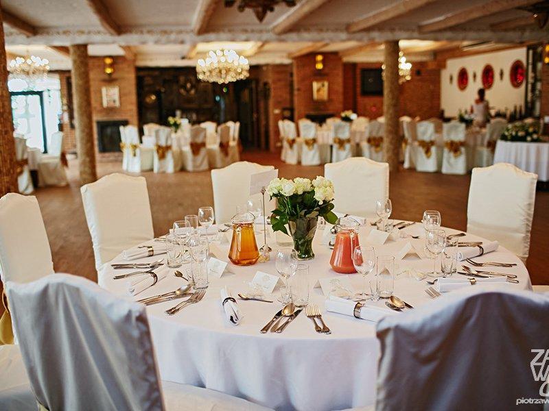 Dwor Chotynia Hotel Екстериор снимка